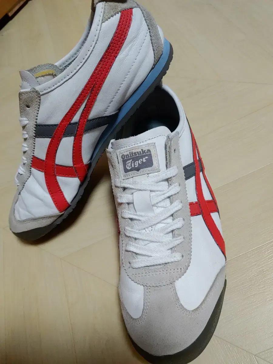 Onitsuka Tiger 오니츠카 타이거 운동화 255