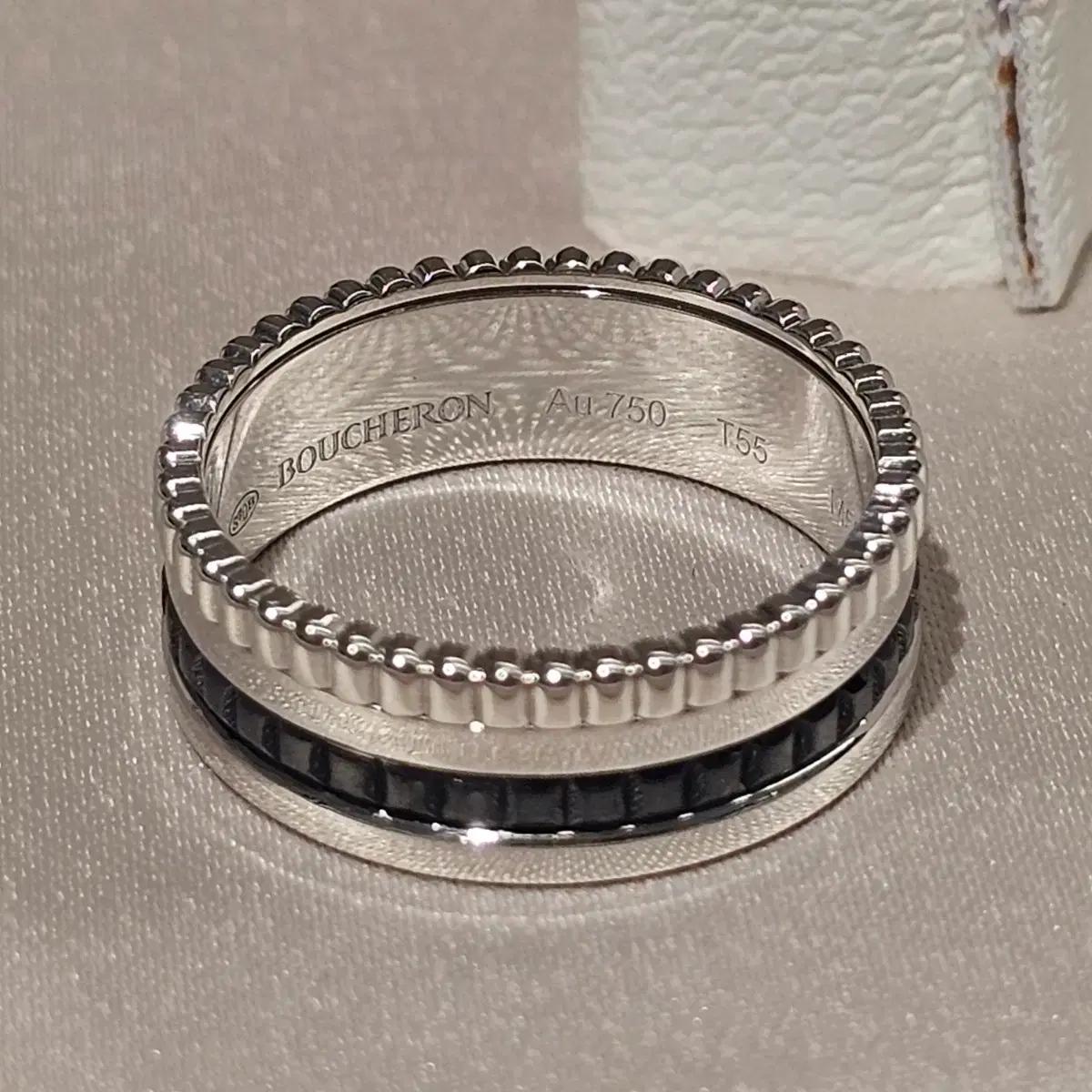 부쉐론 콰트로 블랙에디션 반지 스몰 링 55호 한국 15호