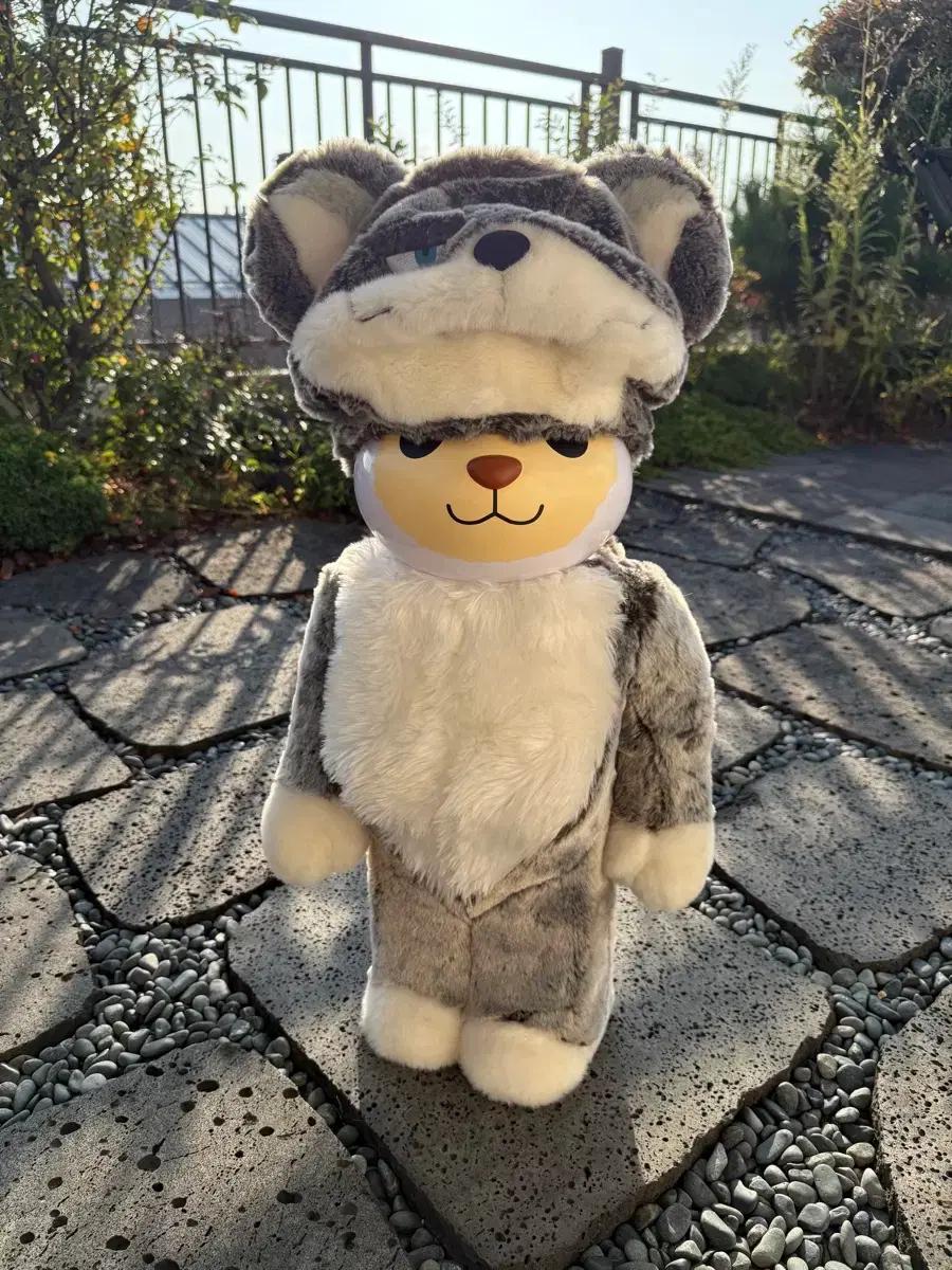 프라그먼트 x 베어브릭 늑대양 (1000)