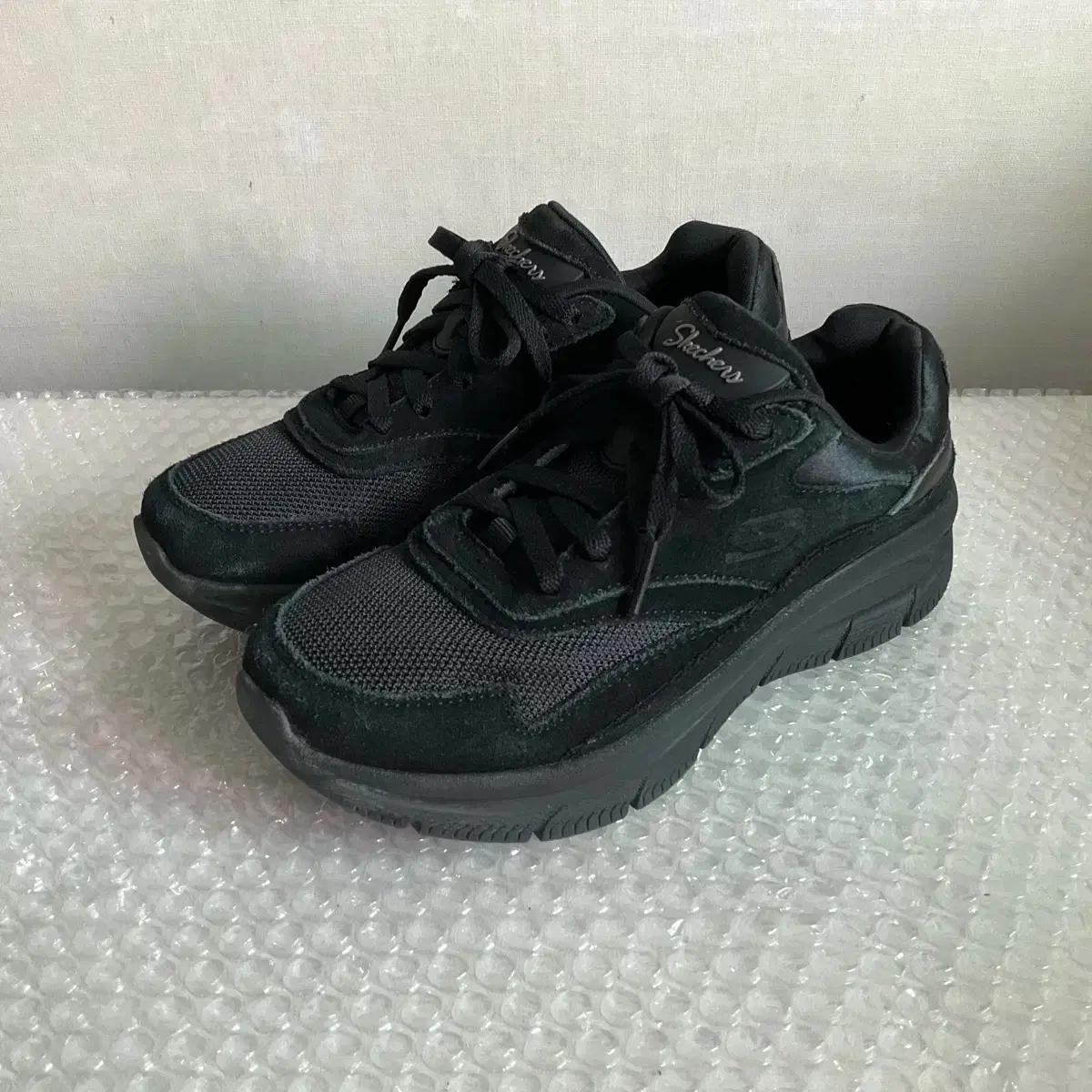 스케쳐스 여성 모던 디럭스 230