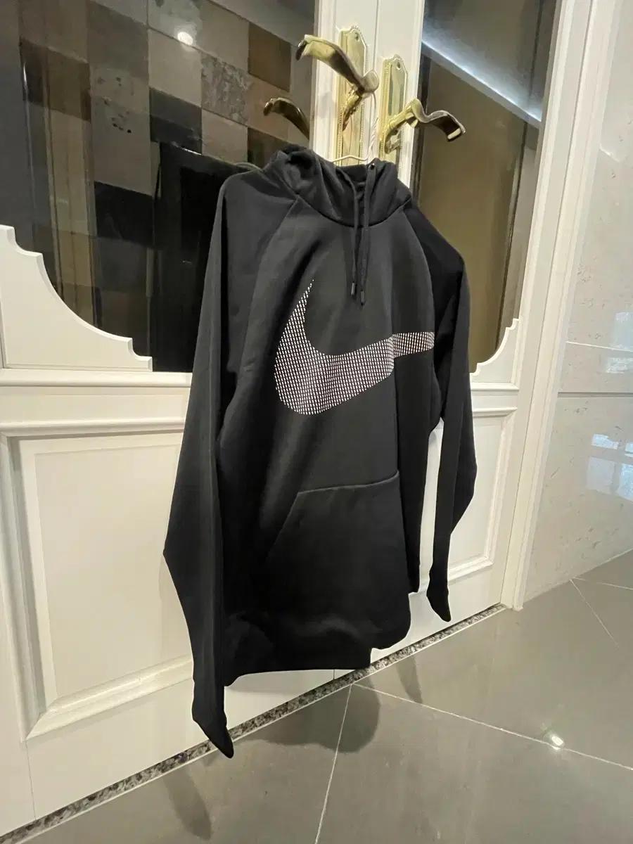 나이키 드라이핏 후드티