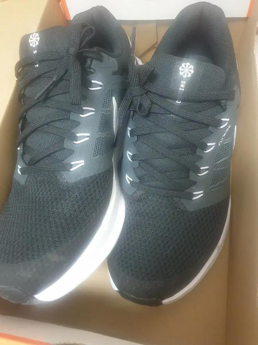 나이키 스위프트 3 블랙 운동화