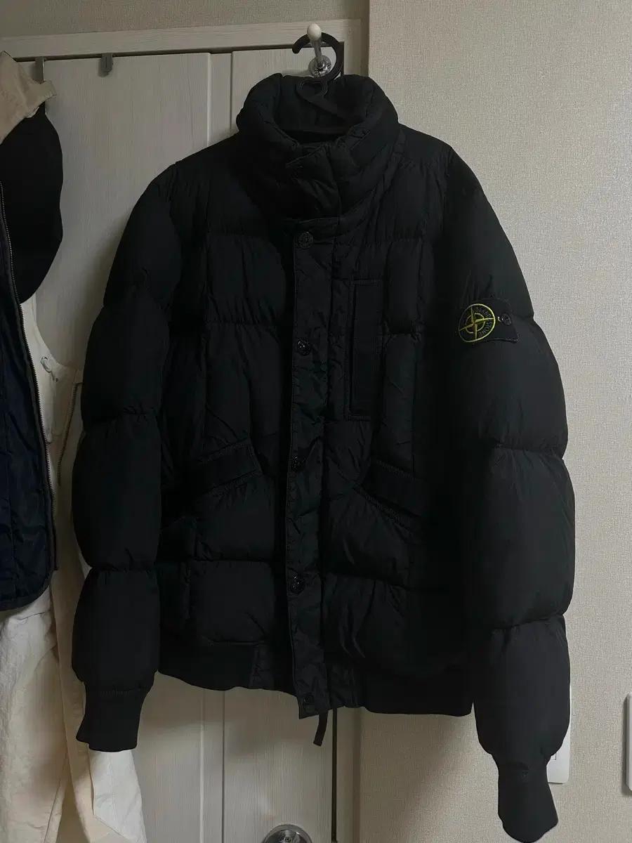 스톤아일랜드 크링클랩스 패딩 19fw 블랙 L