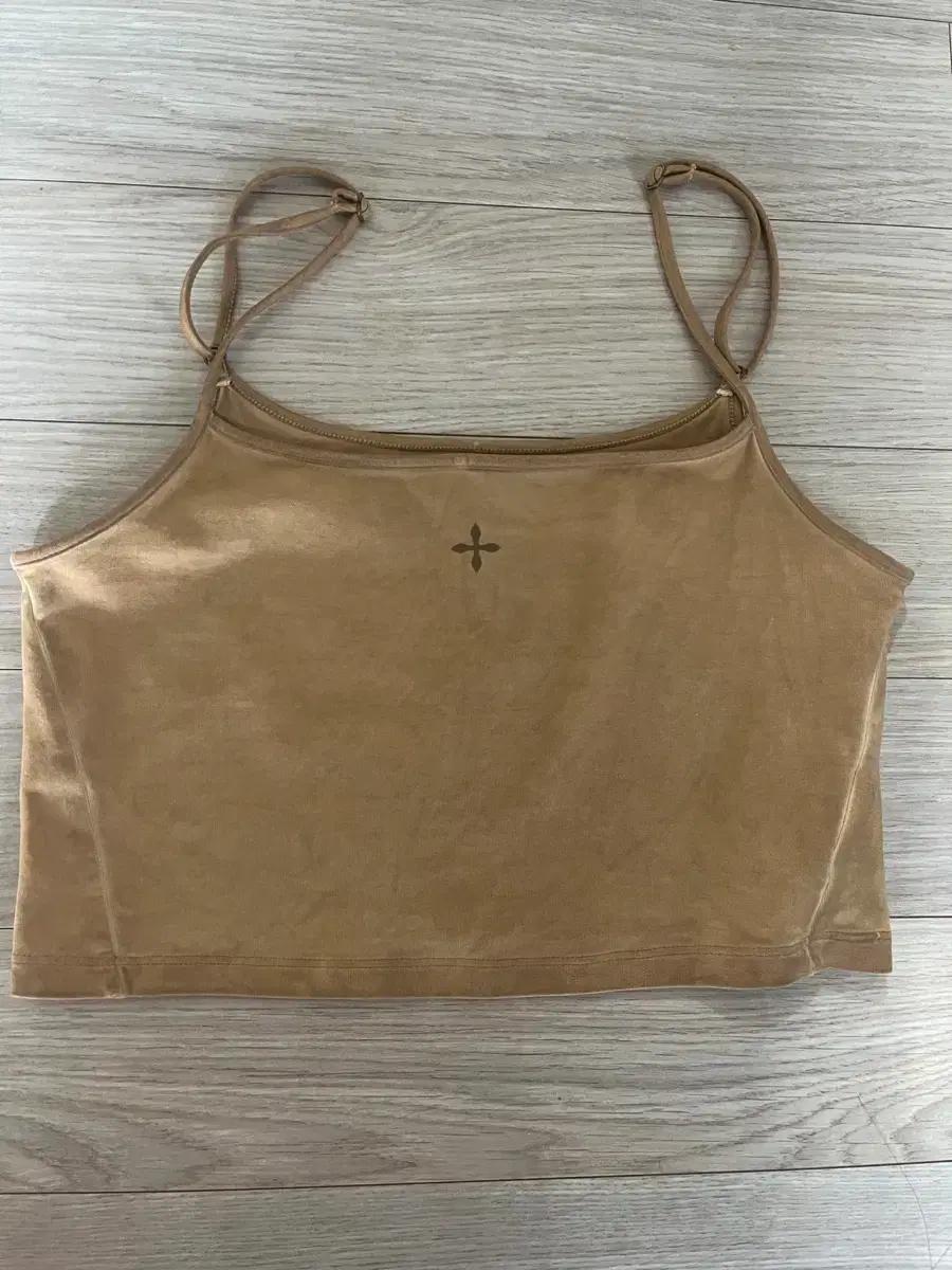 SMFK 크롭 나시 탑