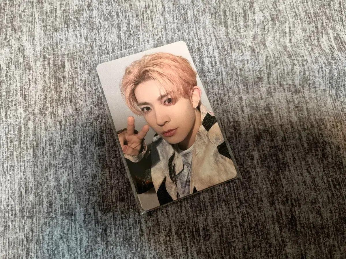 엔하이픈 희승 로맨스언톨드 이즈위 7차 낙서 포카