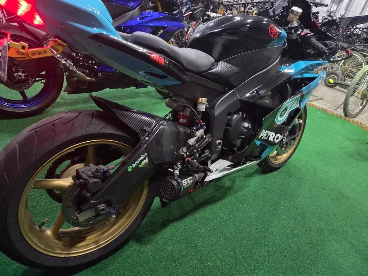 야마하 r6 07년식 70xxx 관리잘된차량