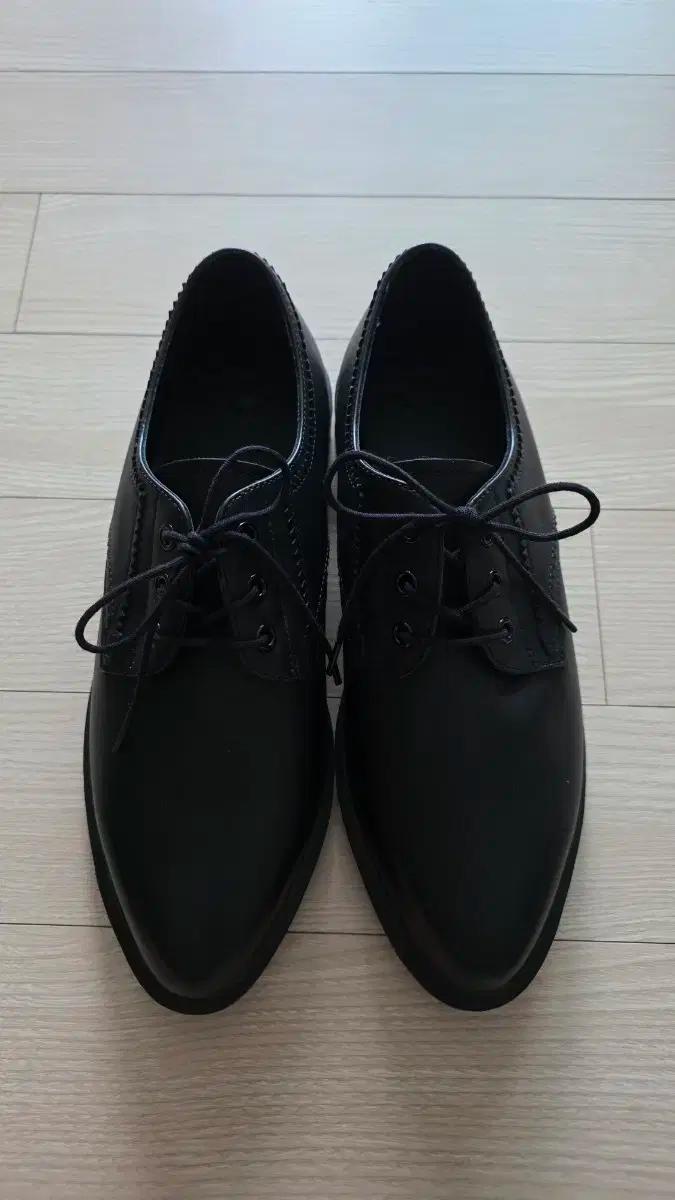 닥터마틴 툴리아 Dr.Martens TRULIA 270 슬림 구두 270