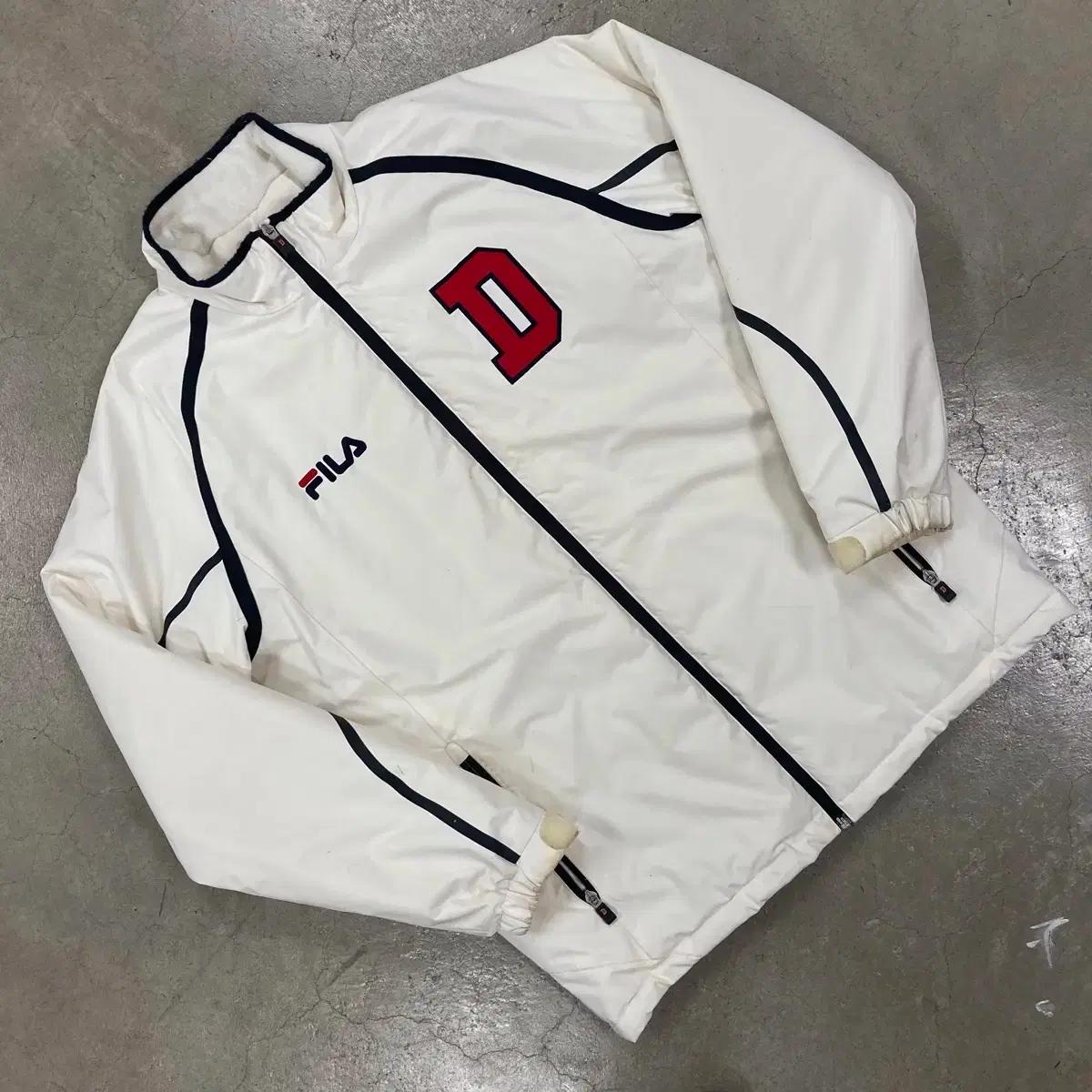 필라 두산베어스 화이트 스타디움 자켓