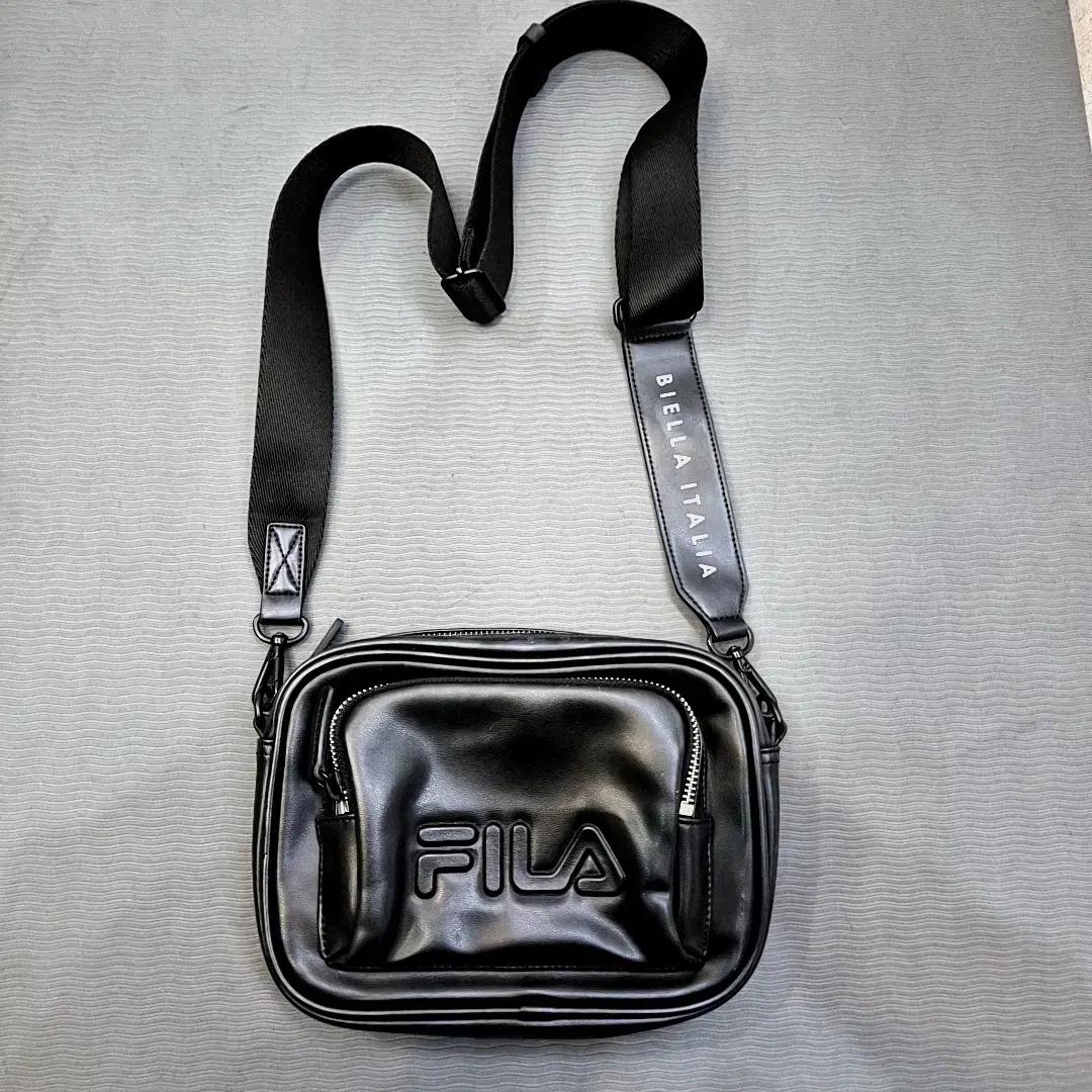 휠라 미니 크로스백