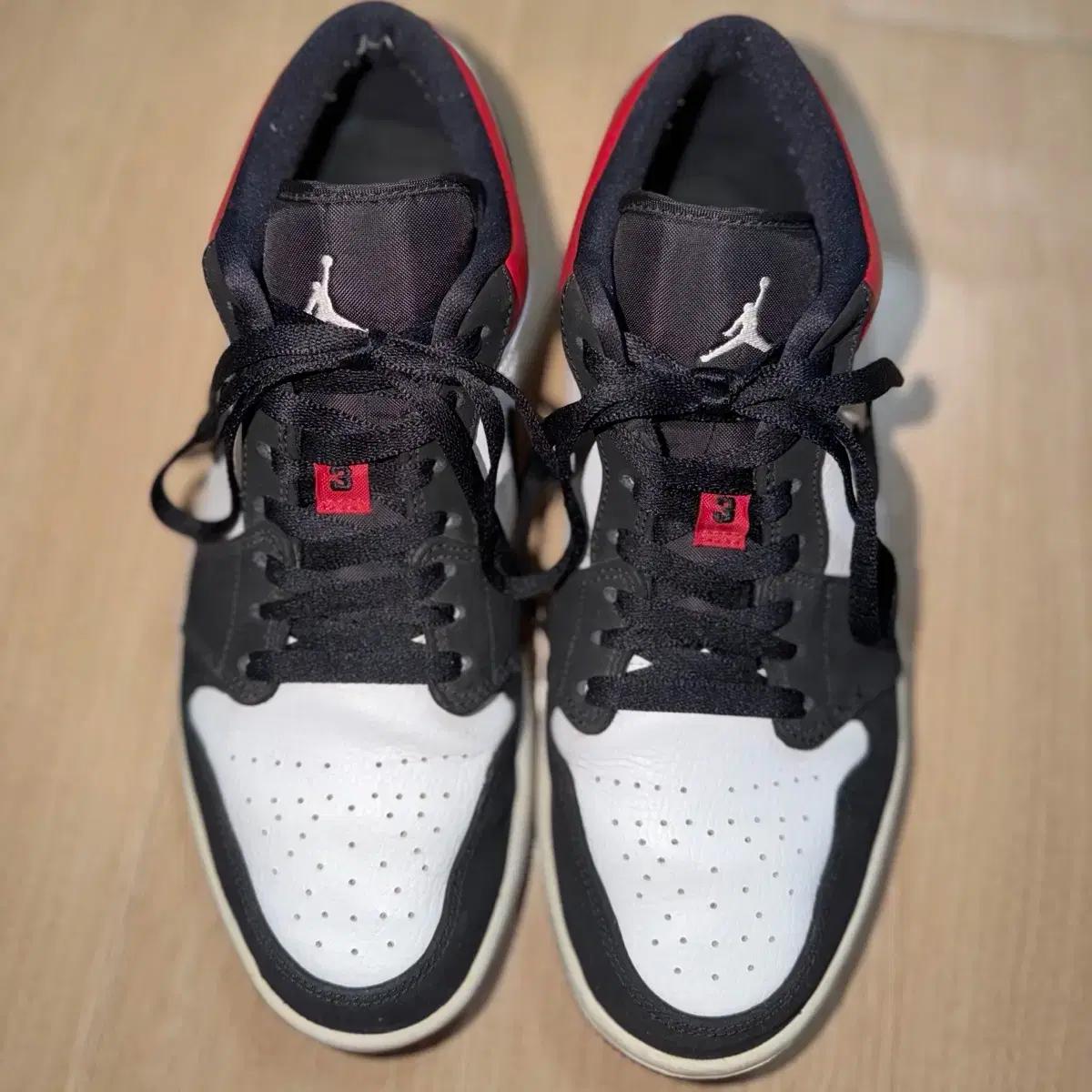 나이키 조던1 로우 블랙토 275 / 상태 우수 / 보강완료