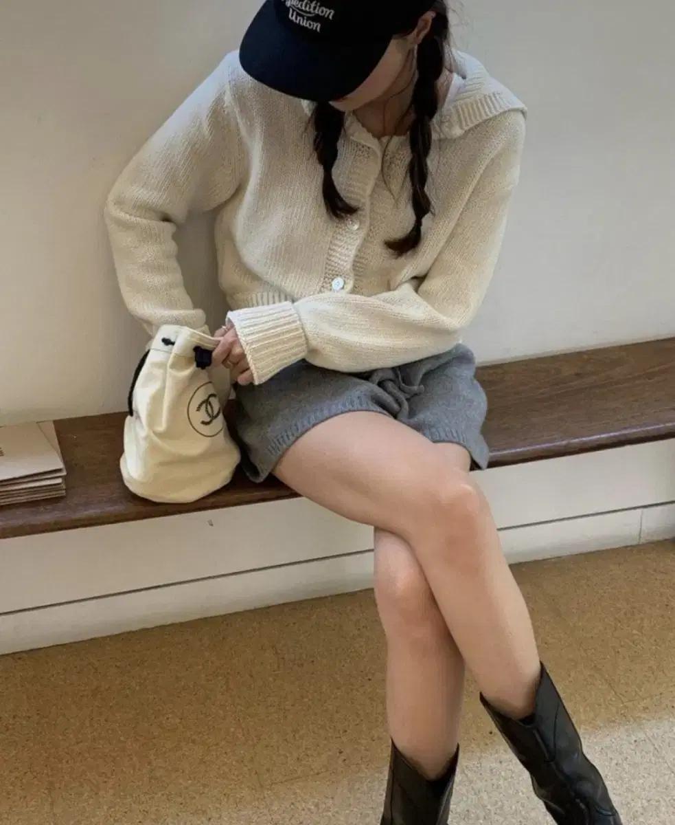 타낫 숏카라 니트자켓