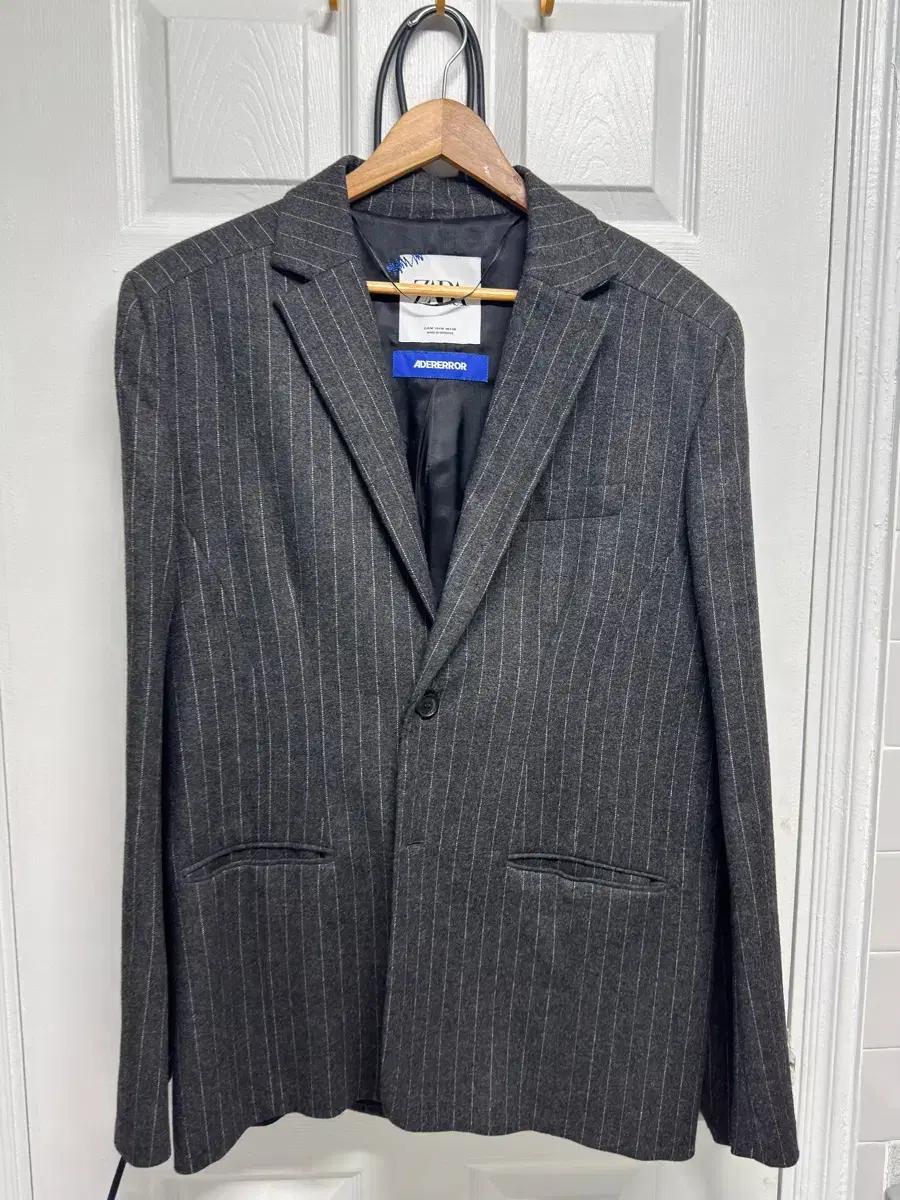 크림기준 55만원)ZARA x ADERERROR 스트라이프 블레이저 M