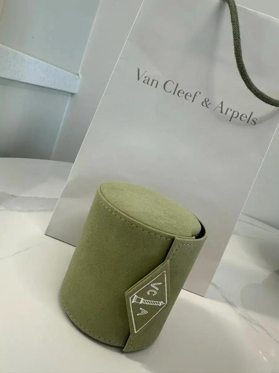 반클리프 정품 시계케이스 하드케이스