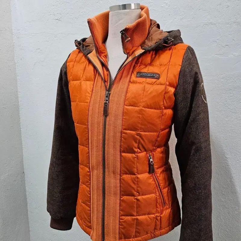 BLACK YAK KOREA 패딩 여 55 J3726