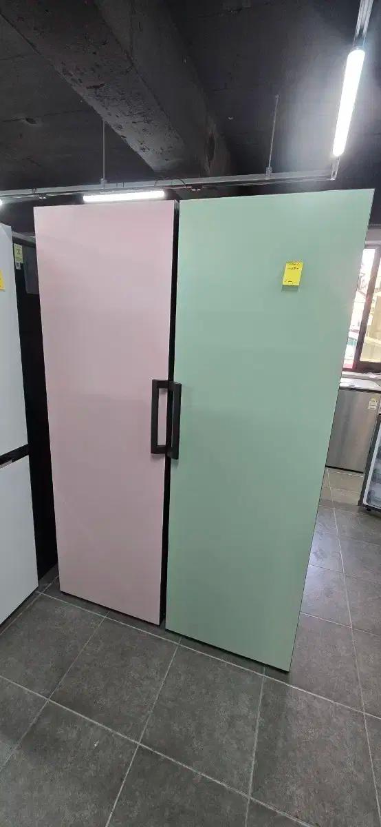 중고2021 엘지 오브제 핑크(냉동)320L+그린(냉장)320L 세트