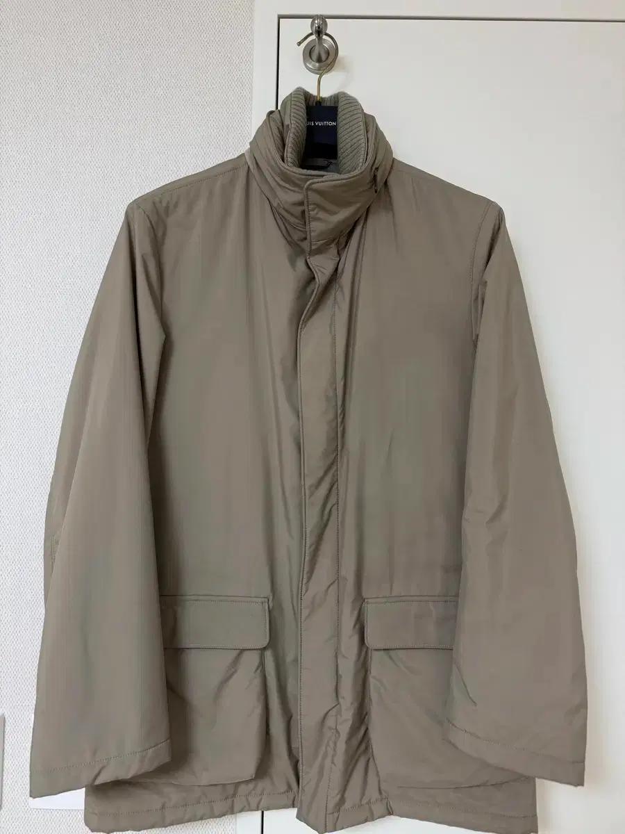 로로피아나 트레블러 자켓