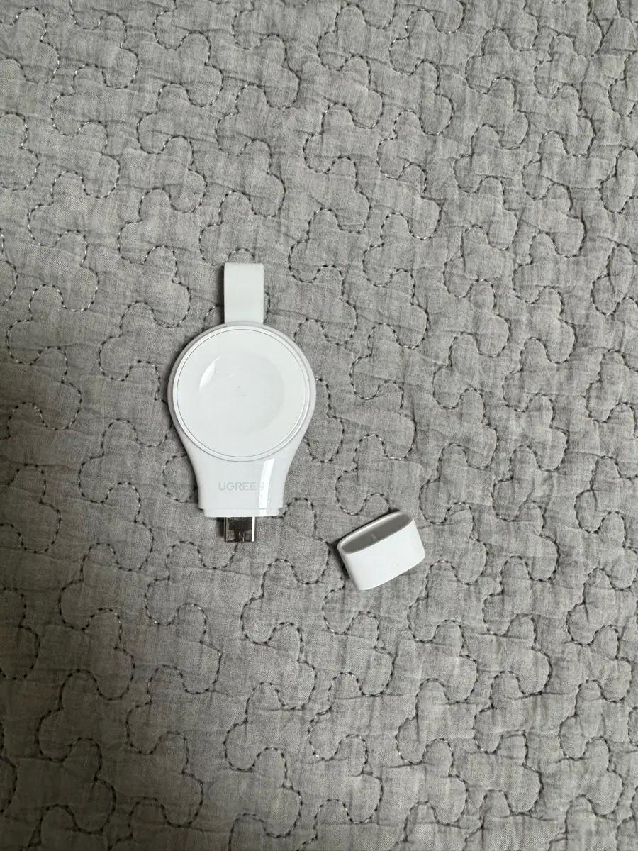 유그린 MFM 인증 애플워치 충전기