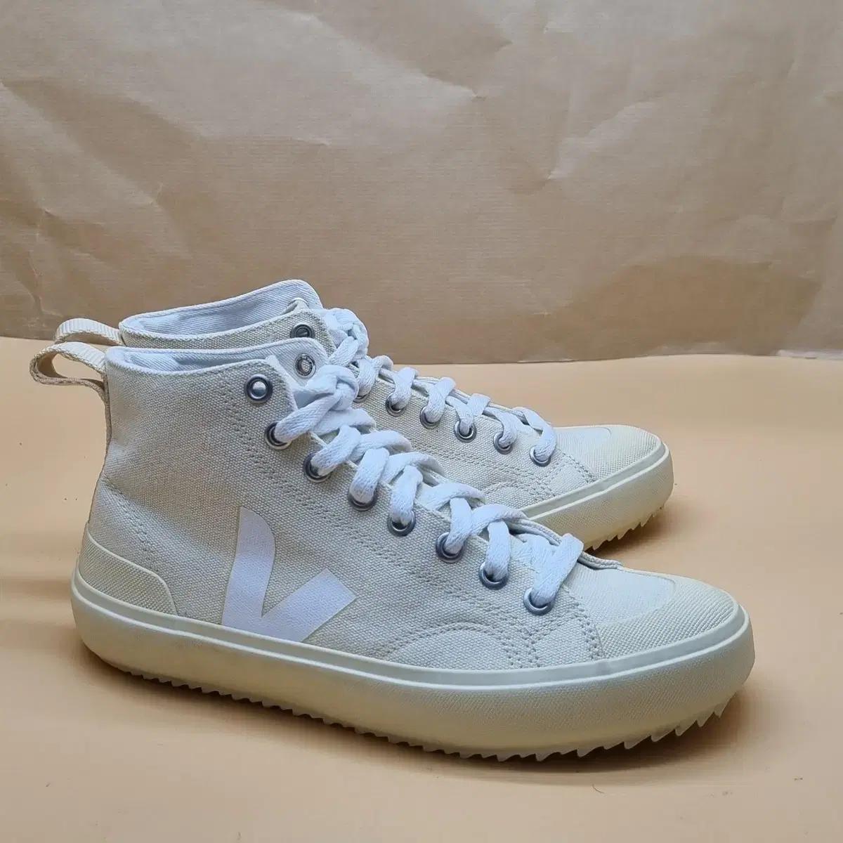 베자 여성하이탑230