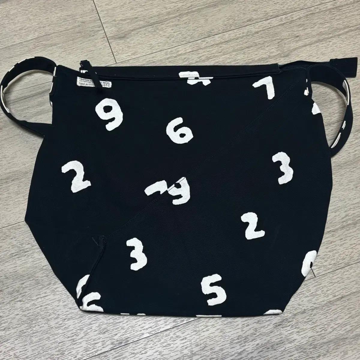 소우소우 크로스백