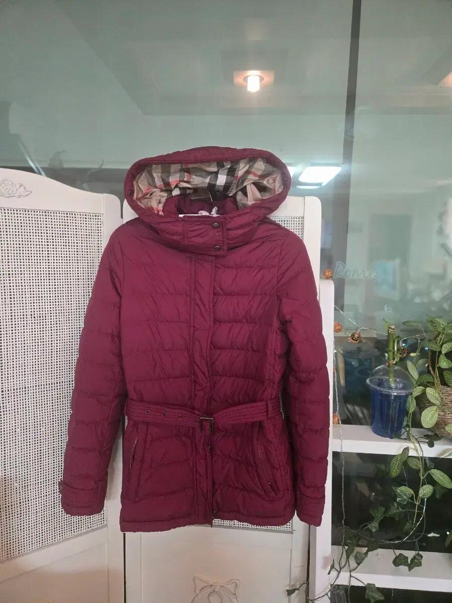 정품 버버리14y 55-55반구스 패딩 ,9만