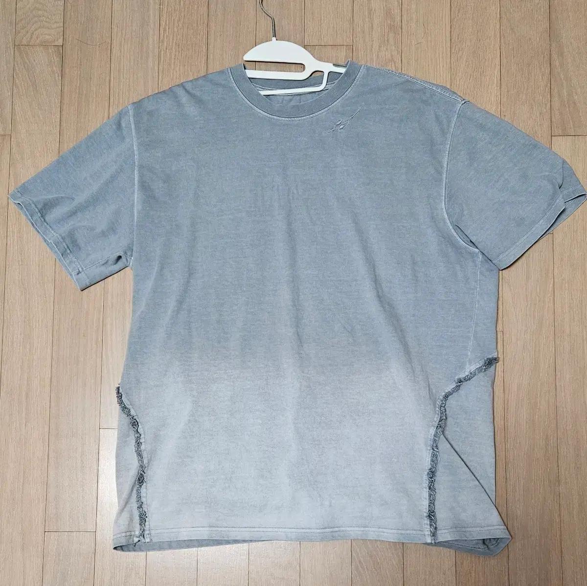 비엘알 BLR 티셔츠 그레이 L사이즈