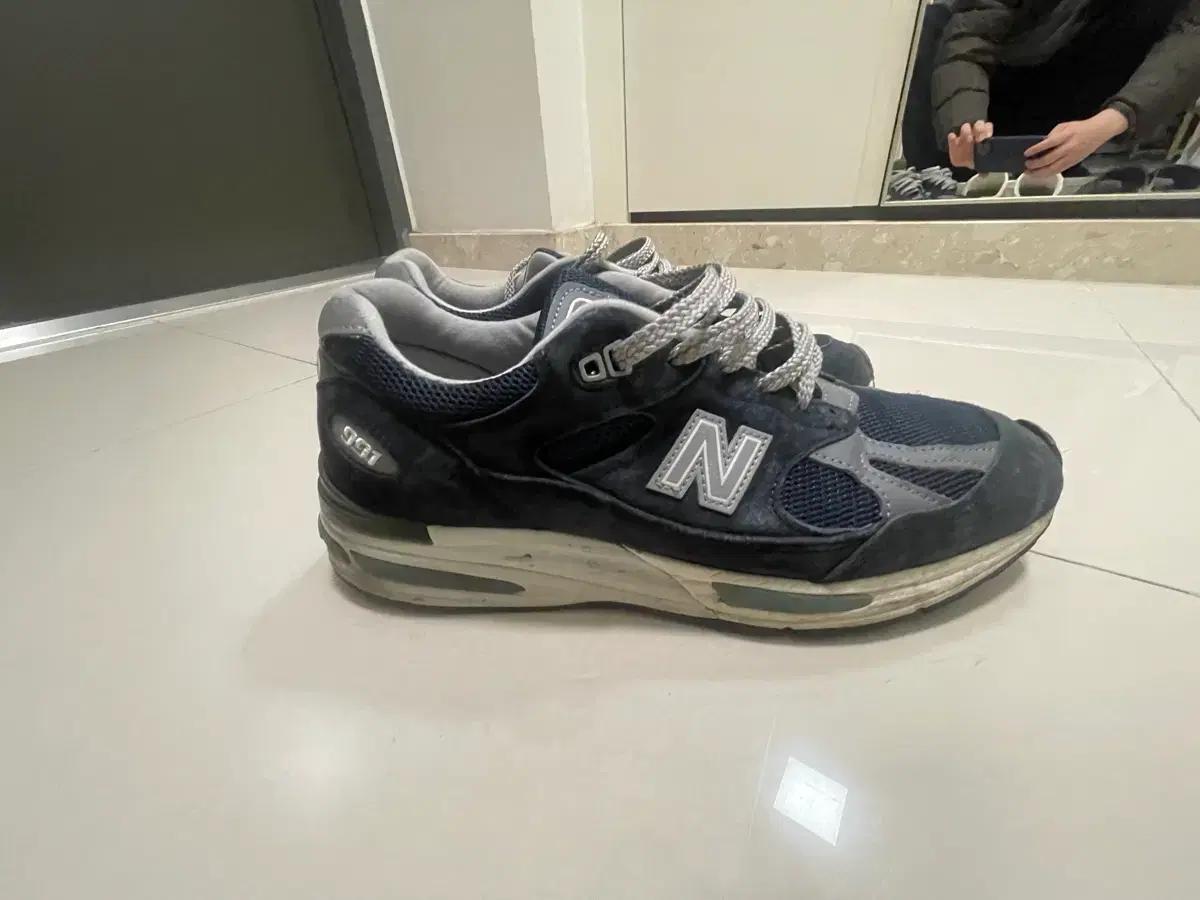 뉴발란스 991 v2 네이비