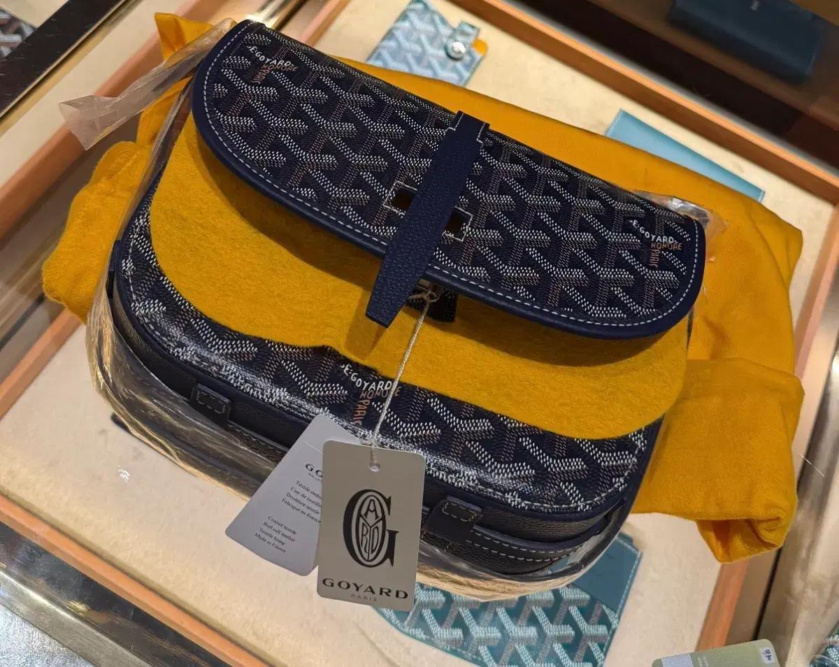 고야드 벨베데르pm 네이비(실기스 하나없는)새상품