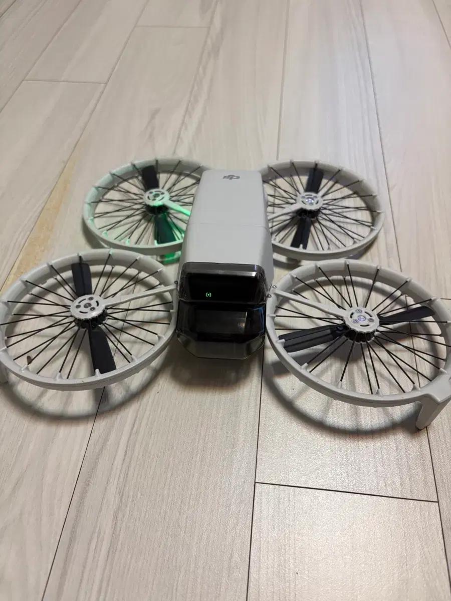 DJI Flip 드론 풀세트