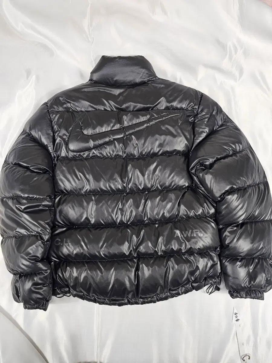 나이키녹타패딩