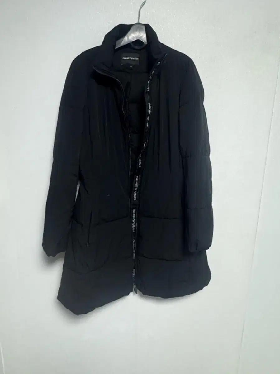 엠포리오 아르마니 블랙 패딩 코트 방수
