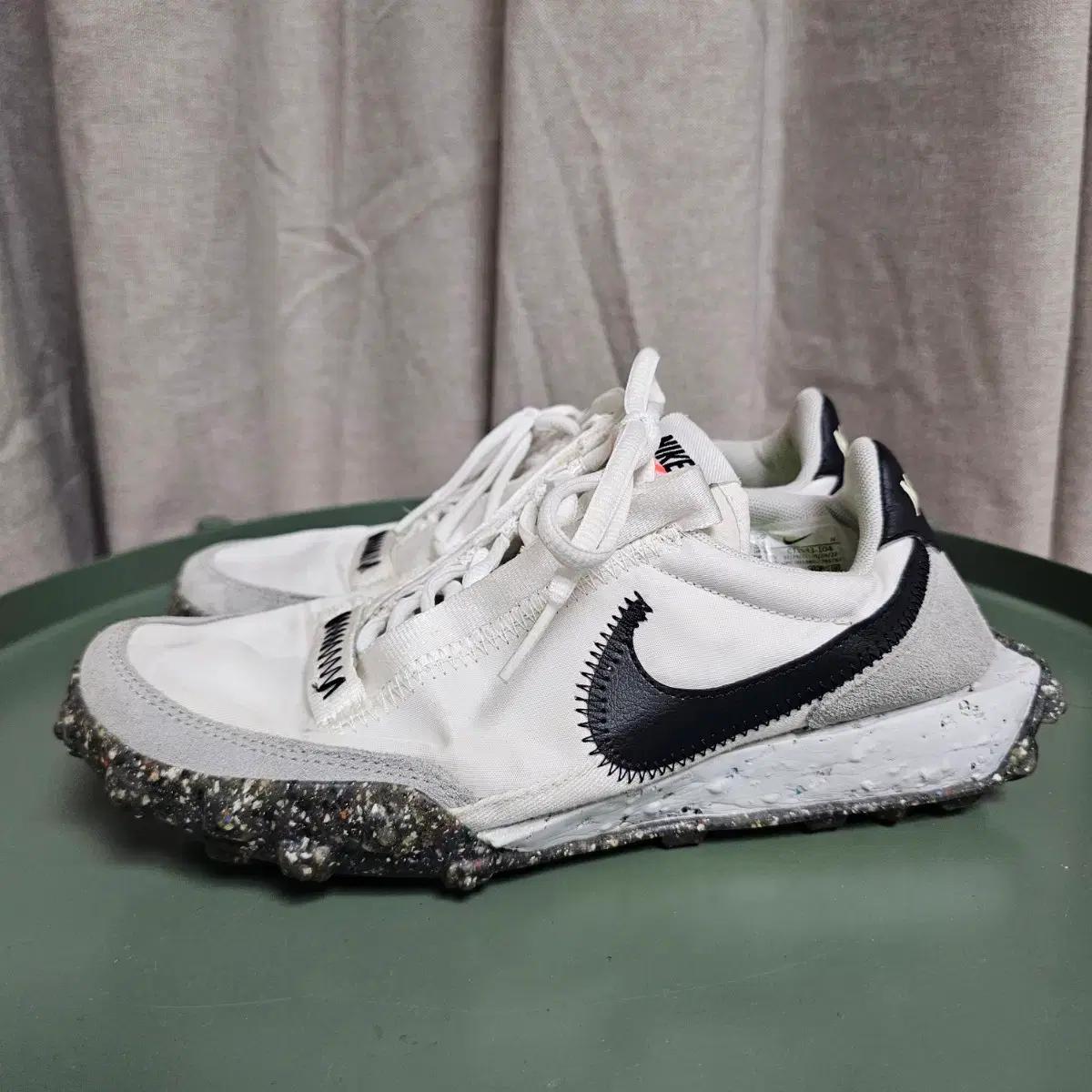 235 나이키 우먼스 와플 레이서 크레이터