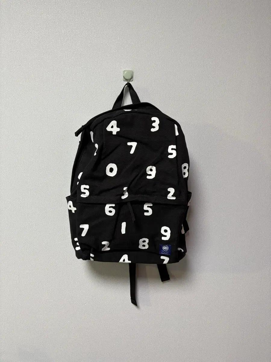 sousou 소우소우 고쿠요 콜라보 숫자 백팩 일본 모리걸 블랙 화이트
