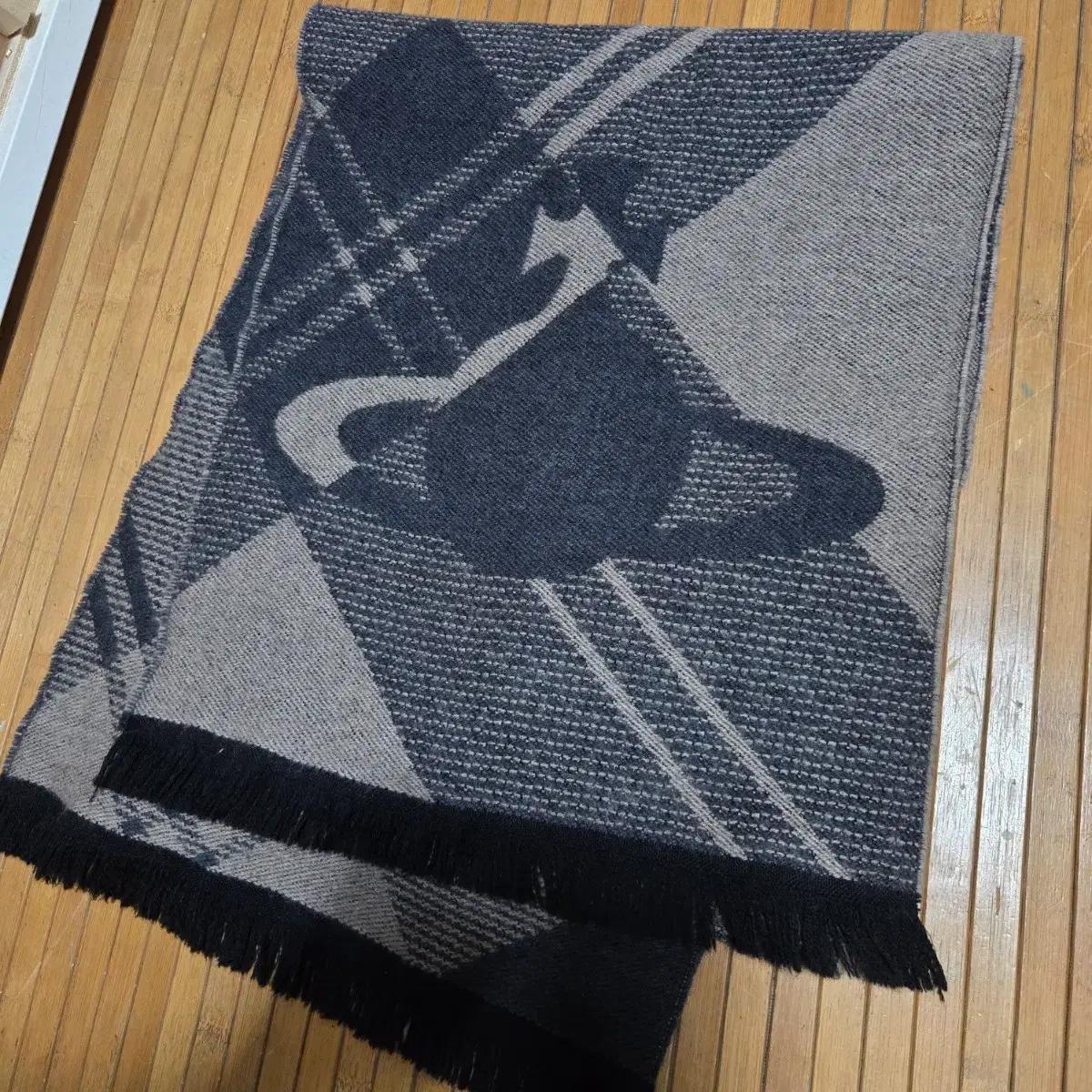 비비안웨스트우드 vivienne westwood 체크 머플러 로고 목도리