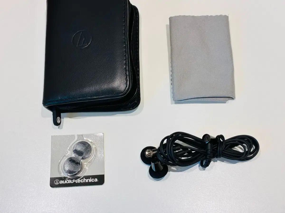 오디오테크니카 유선이어폰 ATH-CM2000Ti 거의새것