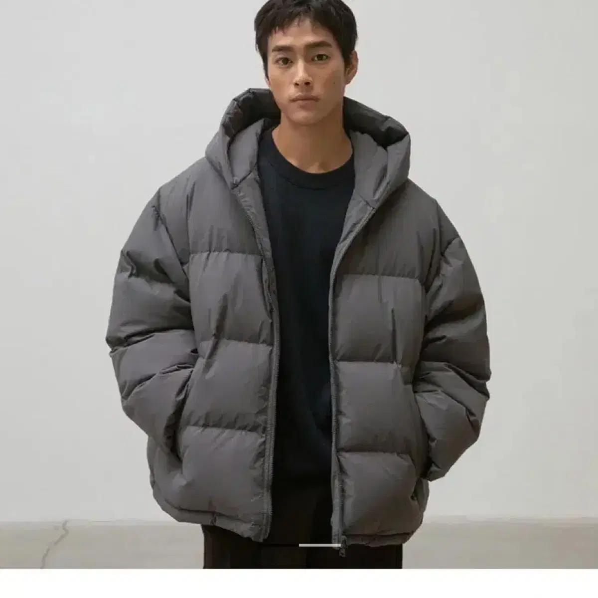 어나더오피스 패딩 3rd hoody down paka 2사이즈팝니다