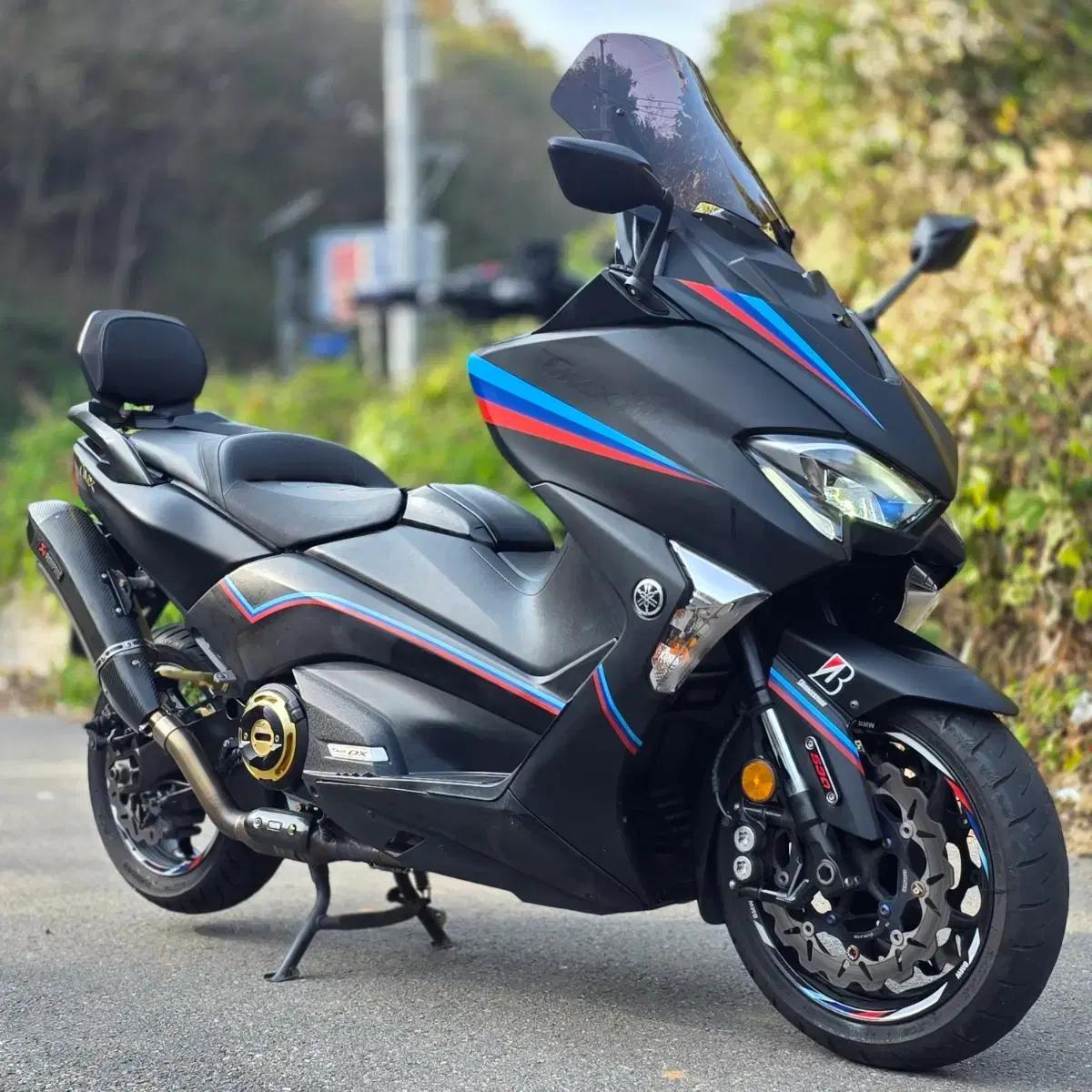 야마하 티맥스DX 530 17년식 아크라포빅 코브라 짧은키로수 최저가판매