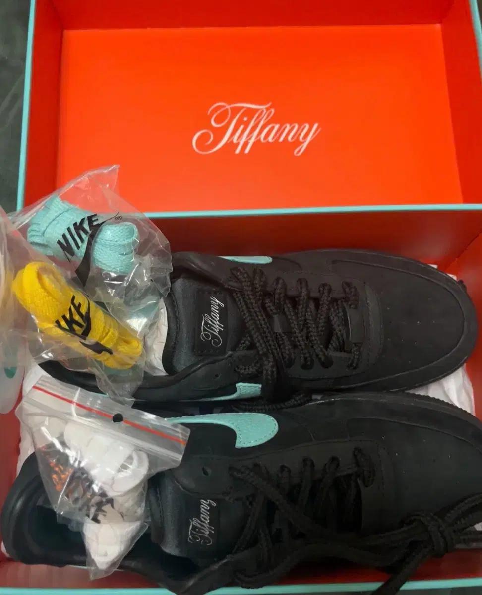 나이키 에어포스 x 티파니 앤 코 블랙(250mm)