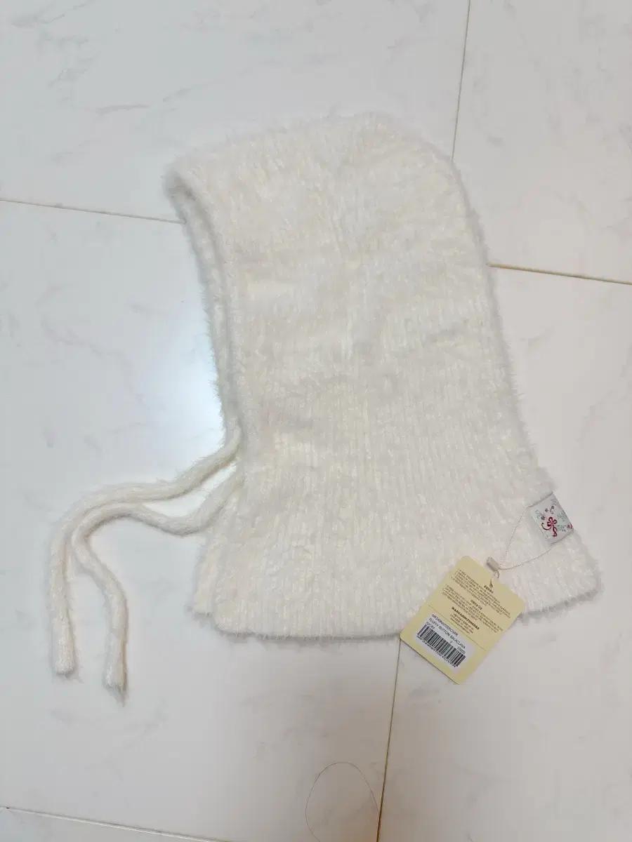 마가린 핑거스 바라클라바 아이보리 새제품 원가55000