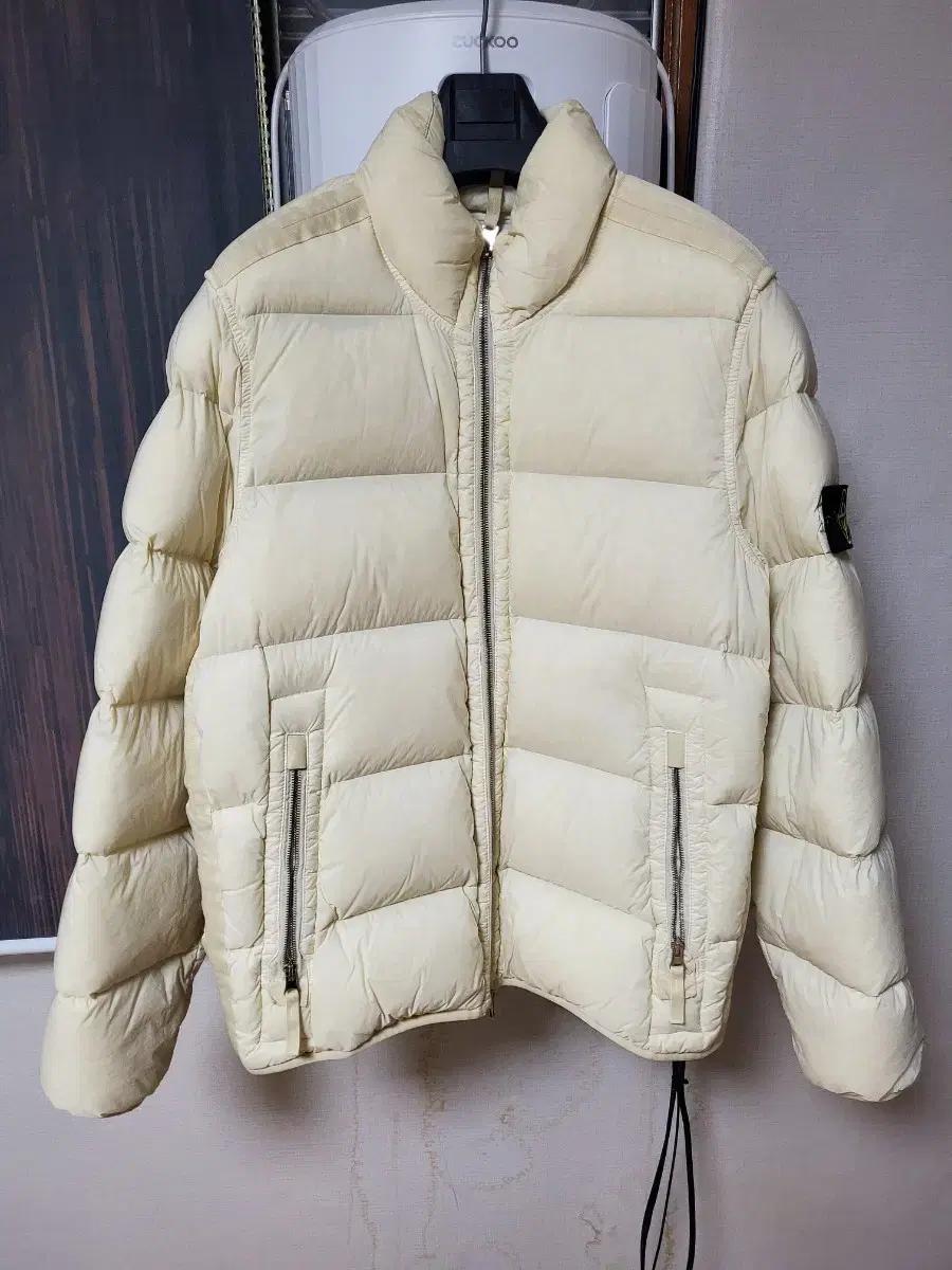 스톤아일랜드 패딩