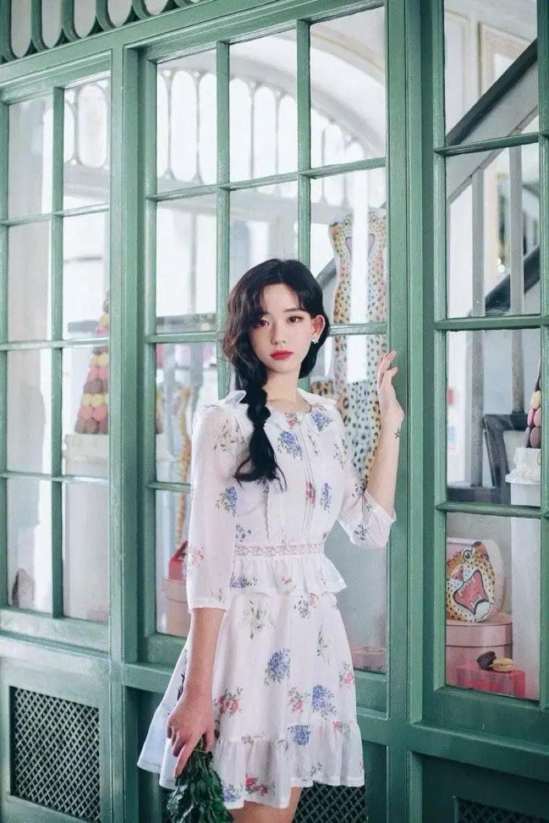 밀크코코아 White exclusive flower dress