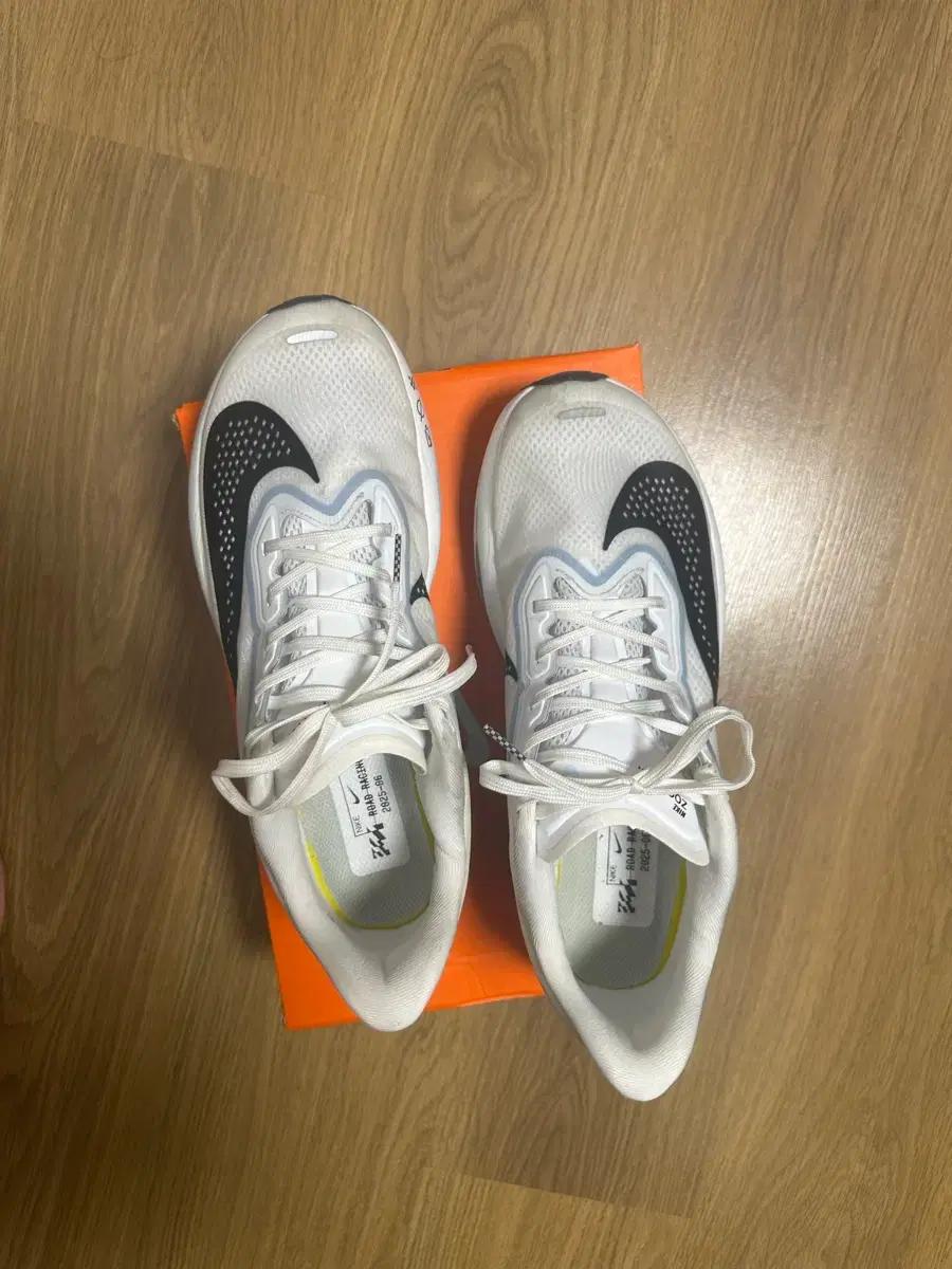 나이키 줌 플라이6 런닝화 거의 새제품 급처