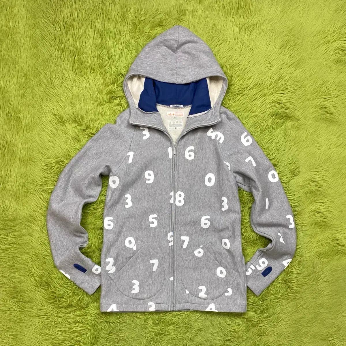 소우소우 x 르꼬끄 스포르티브 핸드 워머 풀 집 후드 스웻 자켓