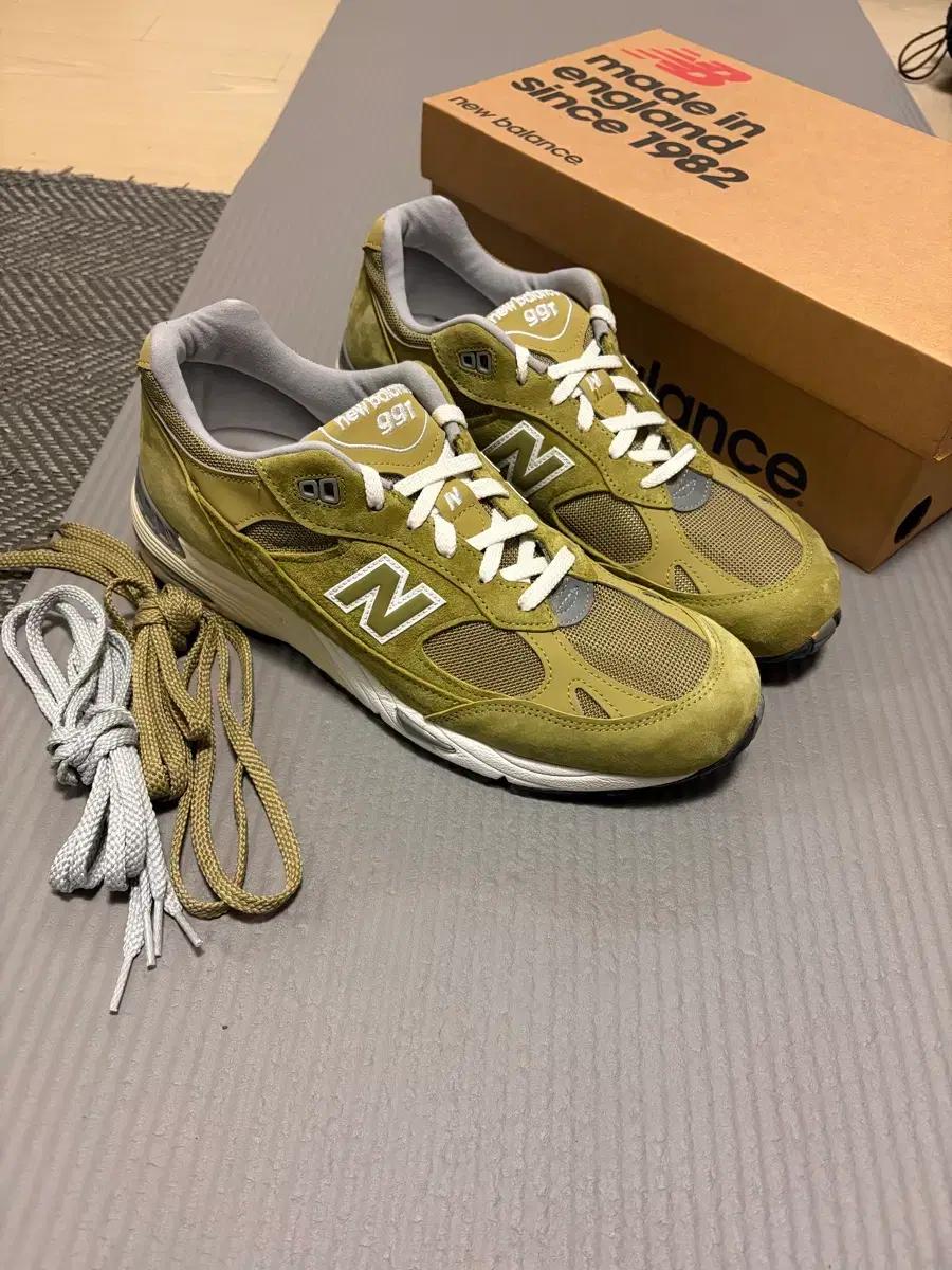 새상품)뉴발란스991 그린모스 285사이즈