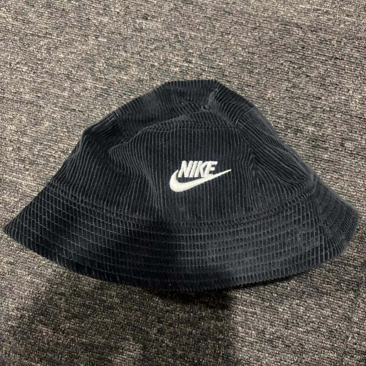 나이키 코듀로이 버킷햇 58호 새상품(배송비포함)