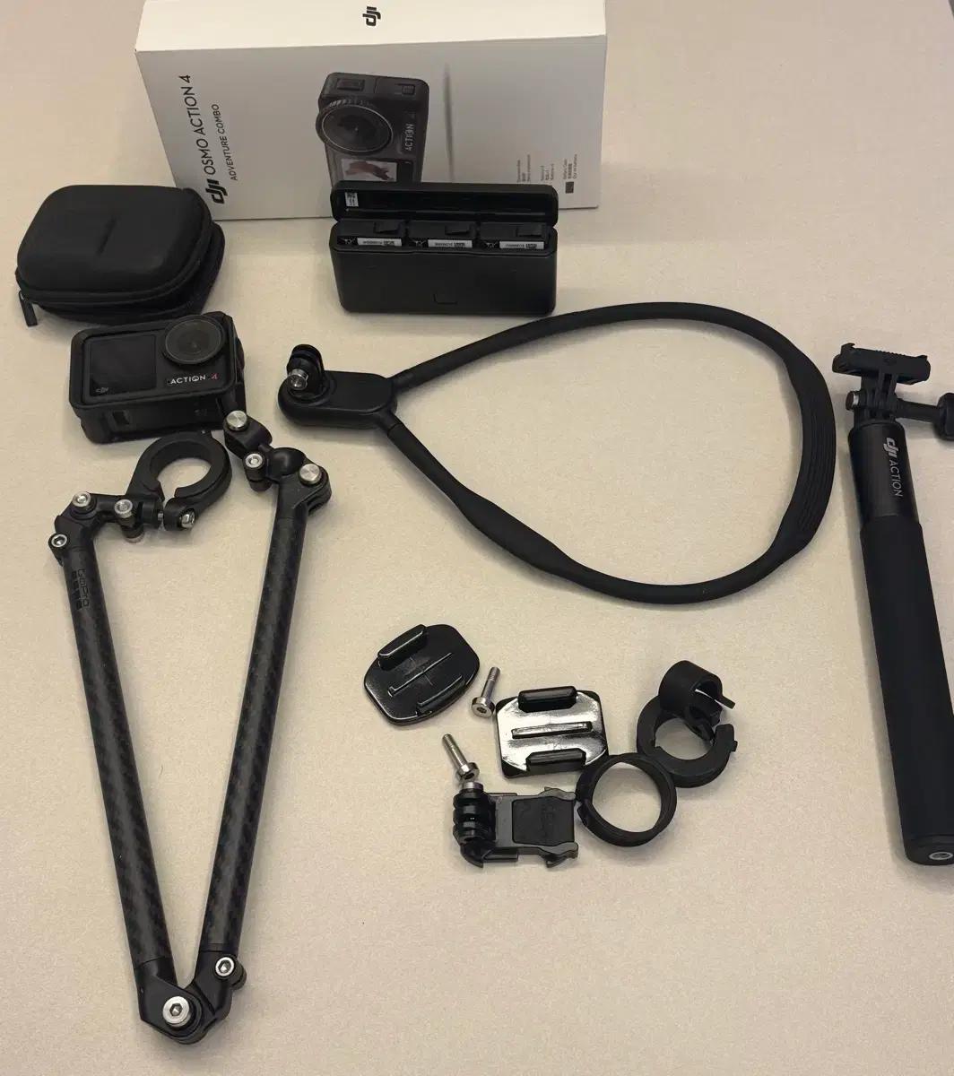 DJI Osmo Action 4 Adventure Combo 풀세트