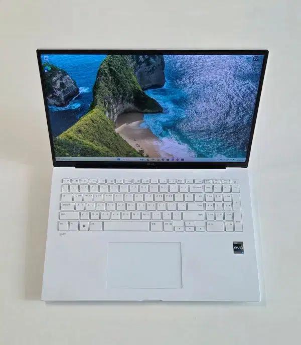 LG 그램17 17Z90R-GA5VK 노트북 판매합니다