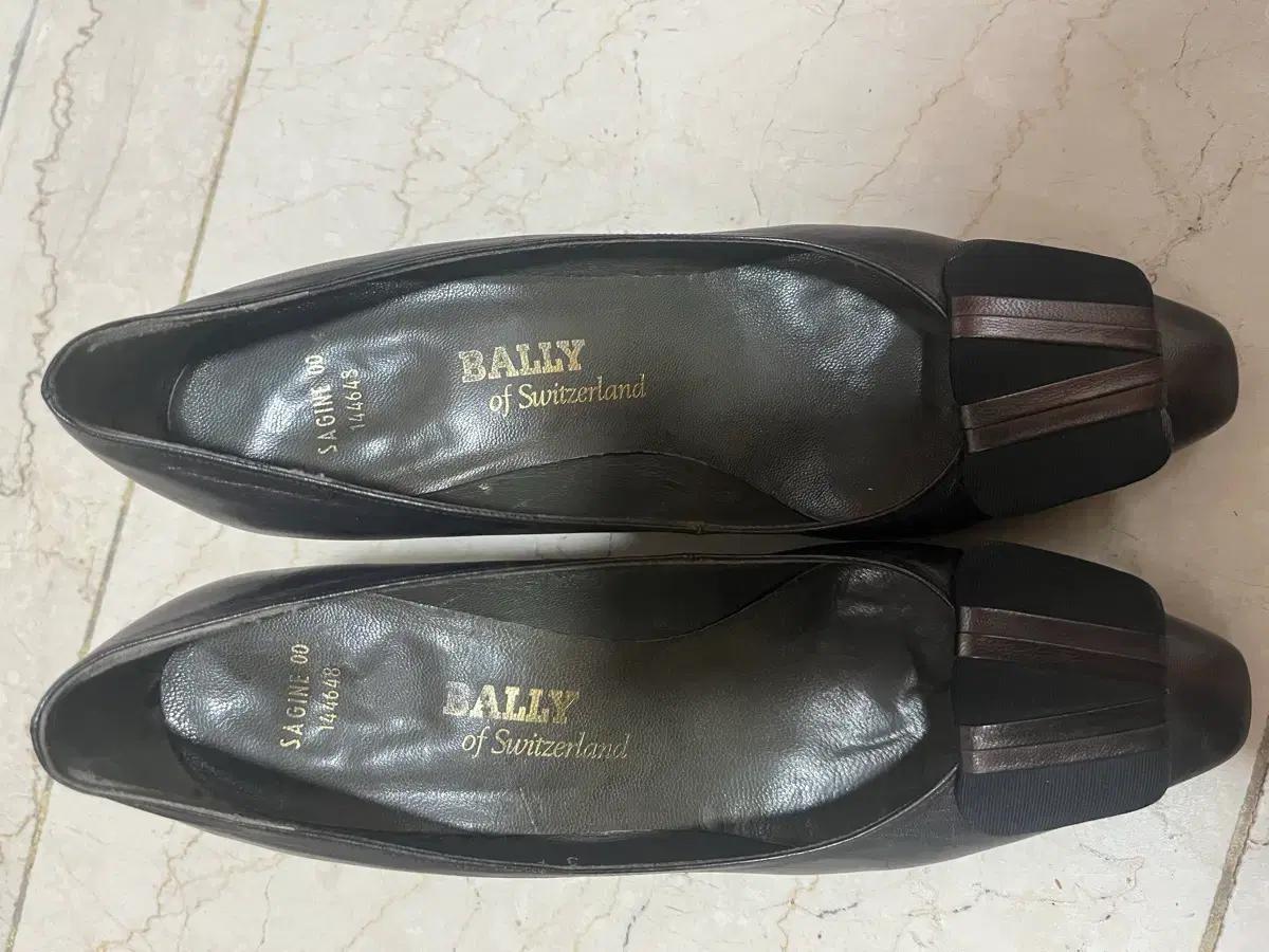 BALLY(발리) 하이힐