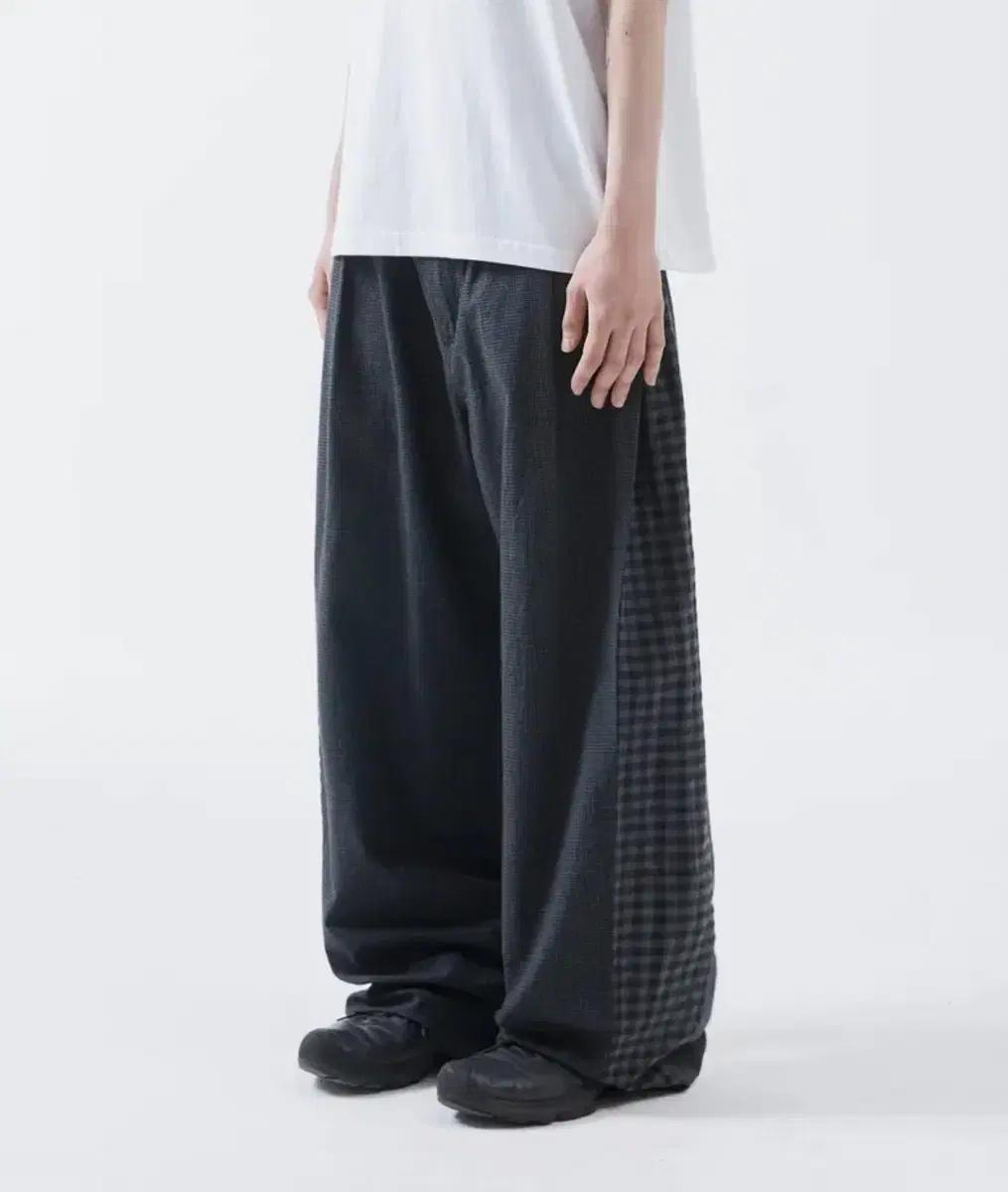 더콜디스트모먼트 스타피쉬 체크 팬츠 L