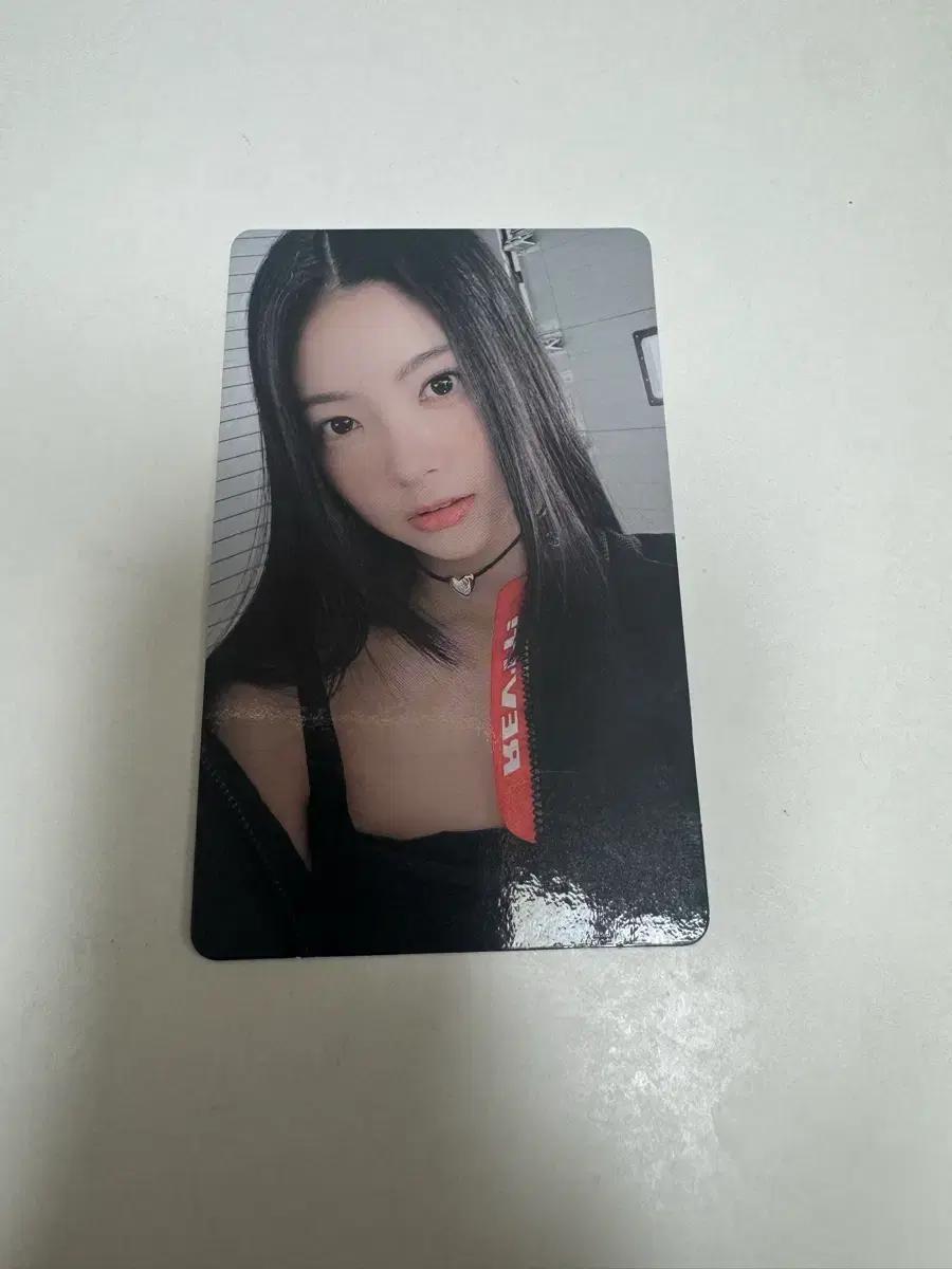 르세라핌 은채포카
