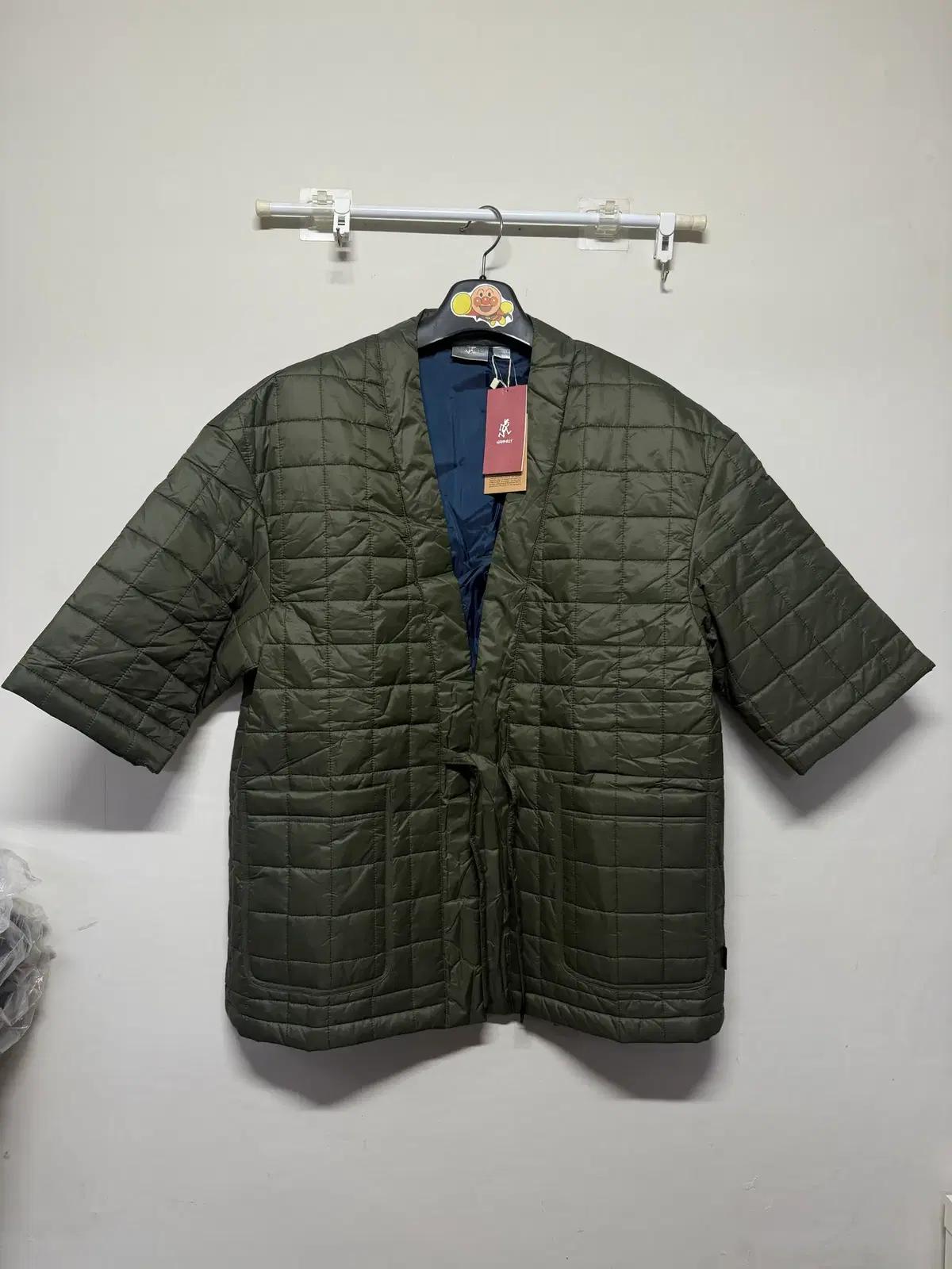 그라미치 Gramicci 퀄팅 자켓 M 사이즈 카키 새상품 판매